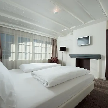 Streifsuite By Q! Hotels 4*